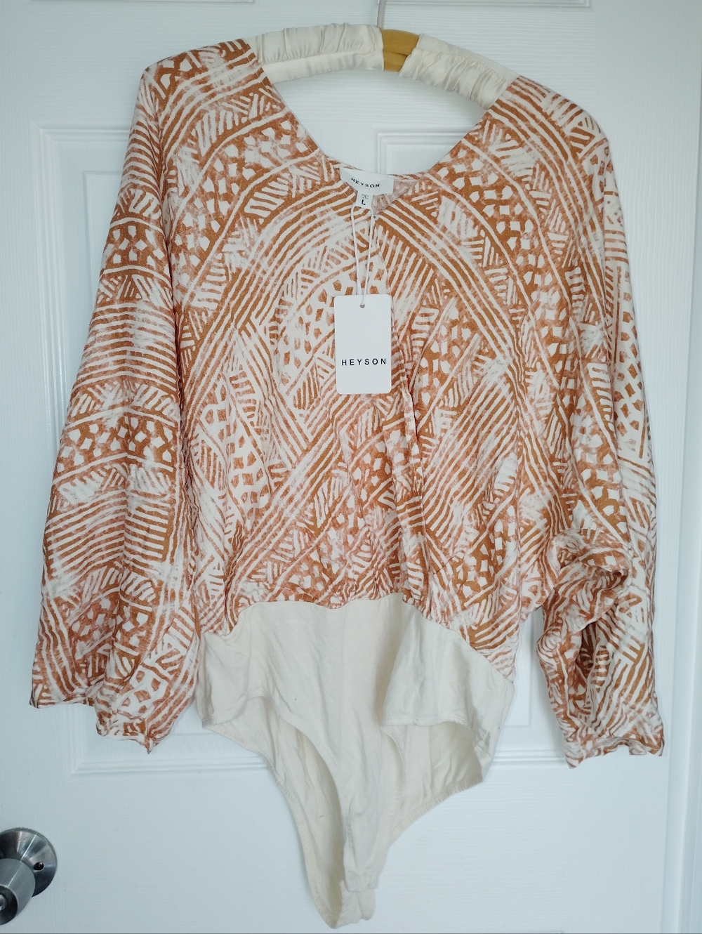 Heyson Women's Rust Patterned V-Neck Bodysuit Top Boho NWT Large